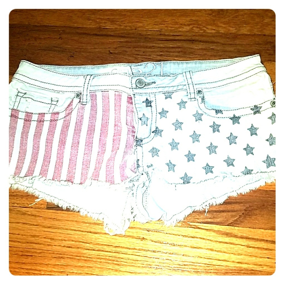 Juniors rue 21 Am.flag jean shorts
